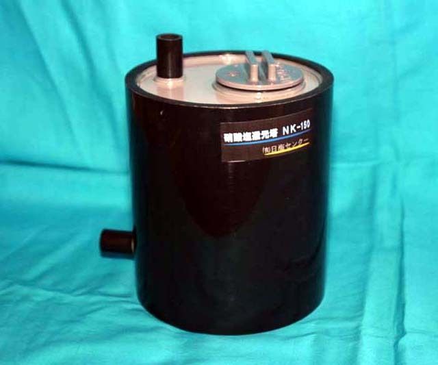 イソギンチャク、サンゴ等に有害な硝酸塩を分解！ 硝酸塩還元塔 フル