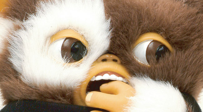 ギズモ グレムリン オーバーザストライプス プラッシュドール 驚き顔