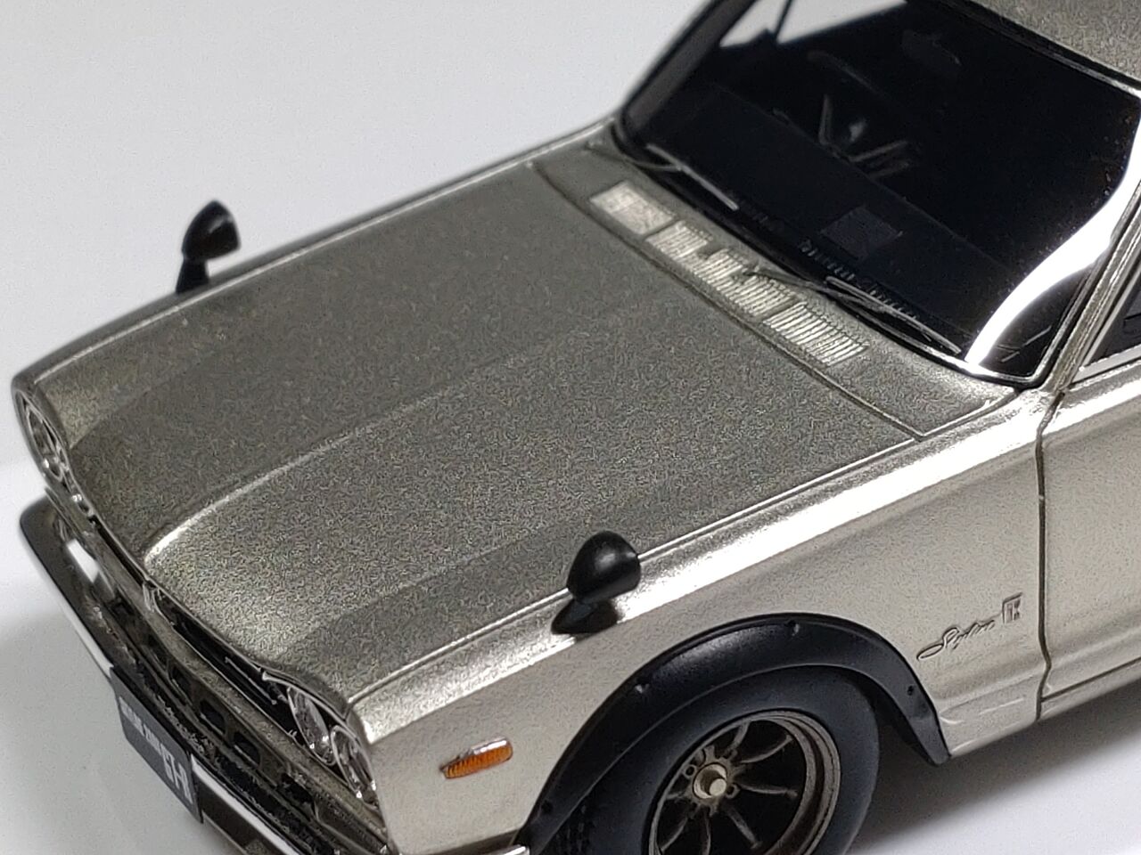 本当は..Vision 1/43 NISSAN SKYLINE HT 2000GT-R(KPGC10) with