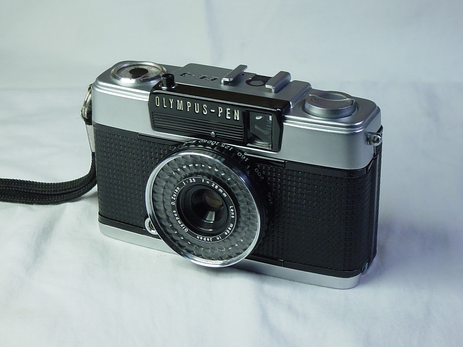 整備済Olympus Pen EE-3 オリンパス ハーフカメラ #7330 楽天市場