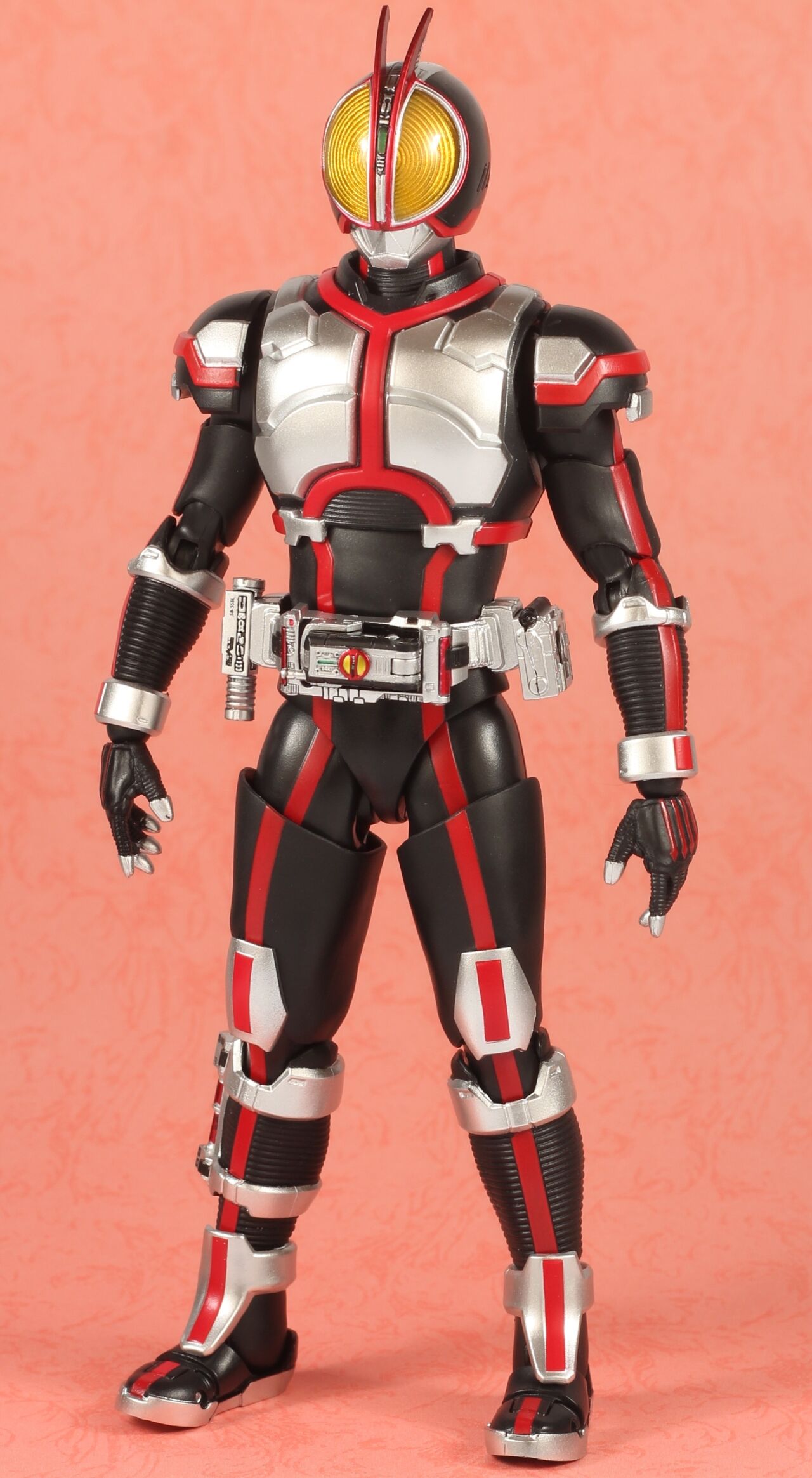 S.H.Figuarts 真骨彫製法 仮面ライダーファイズ &オートバジン