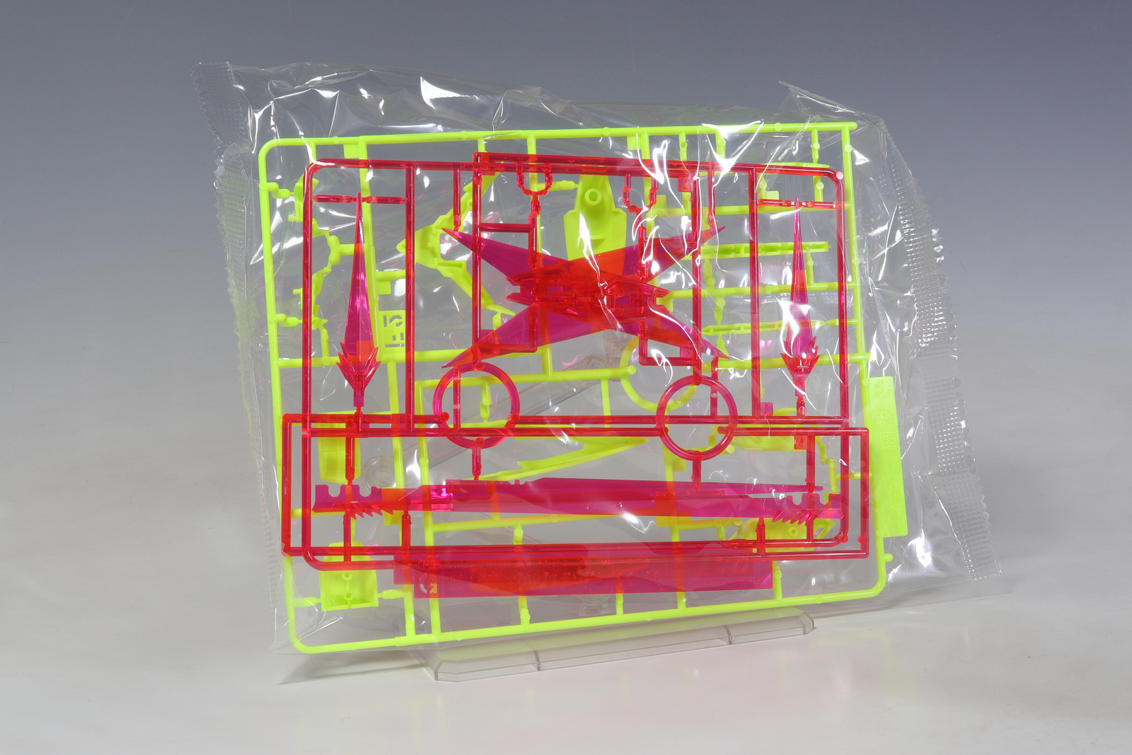 MG エクリプスガンダム ＋ マニューバストライカー ［サイバライズド