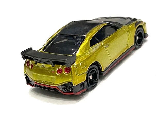 トミカ 日産 NISSAN GT-R NISMO ゴールドカラー仕様