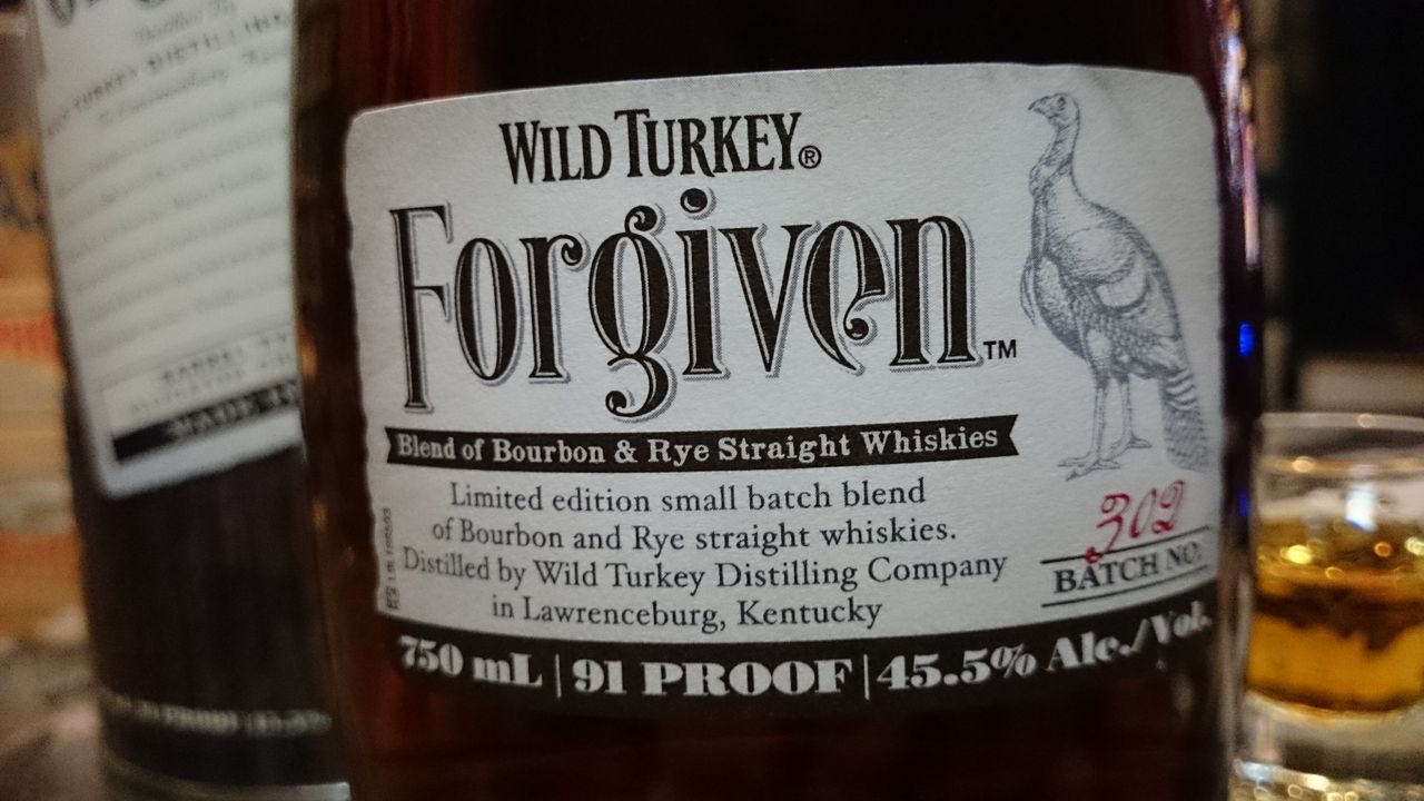 ワイルドターキー フォーギヴン : バーボン、ストレート、ノーチェイサー