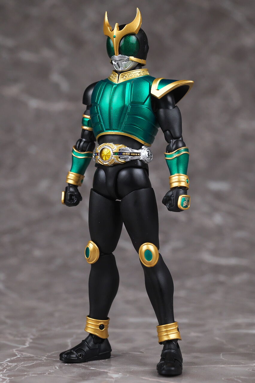 S.H.フィギュアーツ（真骨彫製法） 仮面ライダークウガ ライジング