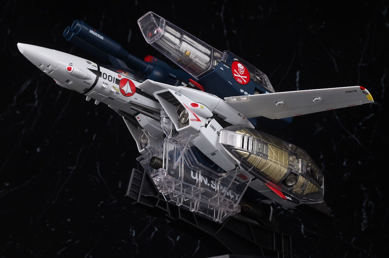 DX超合金☆劇場版 VF-1Sバルキリー＋ストライクパーツ＋ミサイルセット