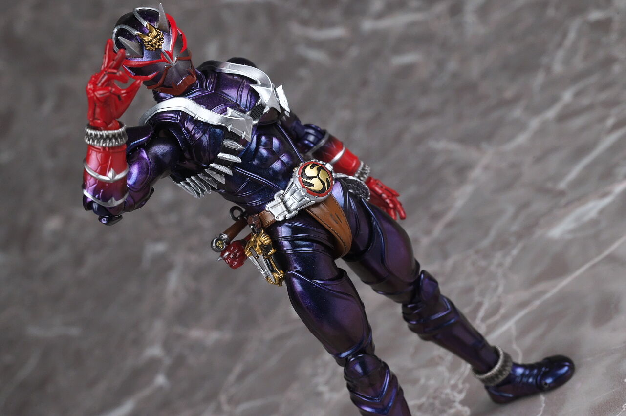 S.H.フィギュアーツ 真骨彫 仮面ライダー響鬼 10周年版用カスタム腹部