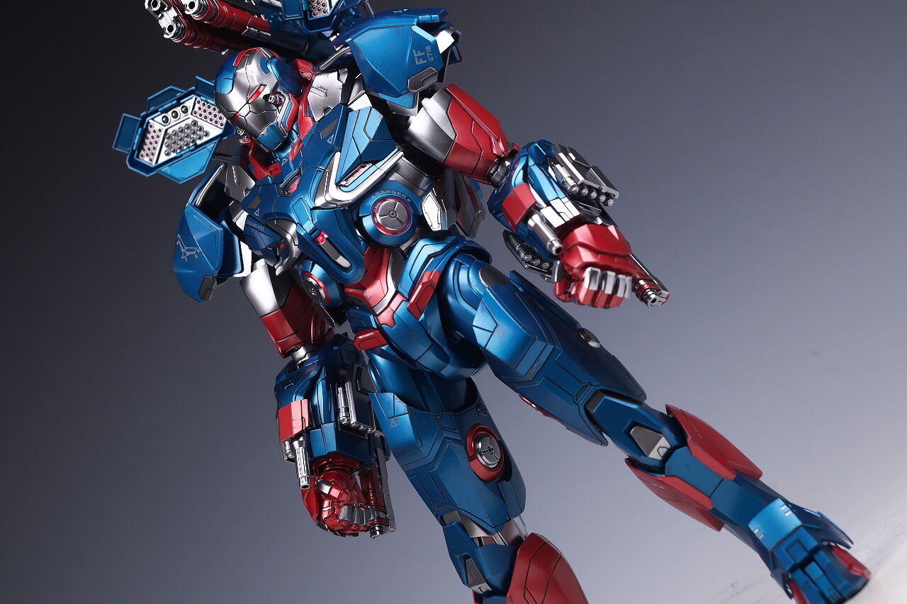 ホットトイズ アイアンパトリオット エンドゲーム ダイキャスト Amazon