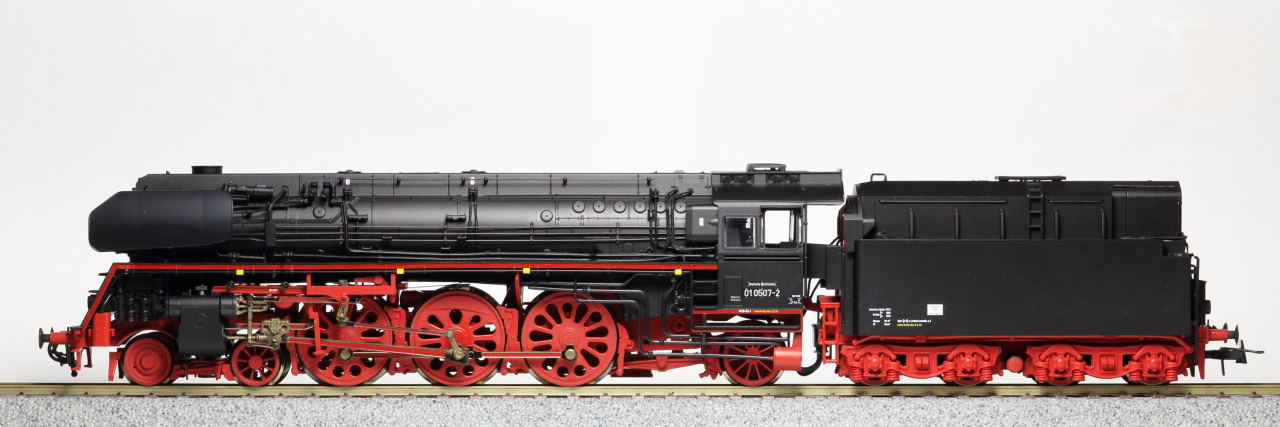 ハ*ナ様 ROCO 04119a BR01 蒸気機関車 HO ROCO 04119A ドイツ国鉄 DB