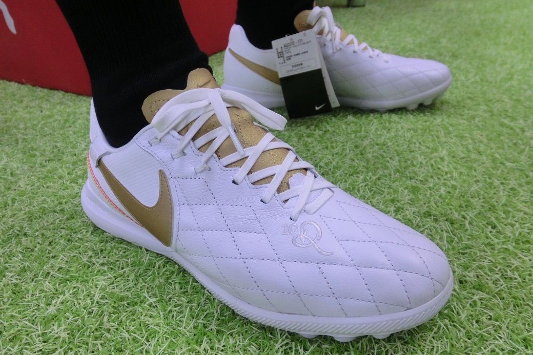サイズ感】 ナイキ ルナーレジェンドX 7 PRO 10R TF ロナウジーニョ