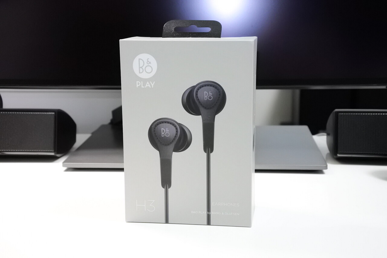 有線回帰で選ぶ、超軽量プレミアムインイヤー型ヘッドホン