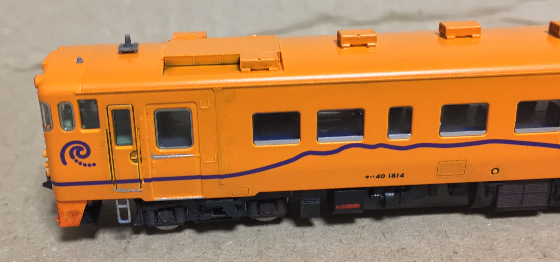 キハ40-1700（道南いさりび鉄道・山吹色） : 綺麗に光ればいいんだよ