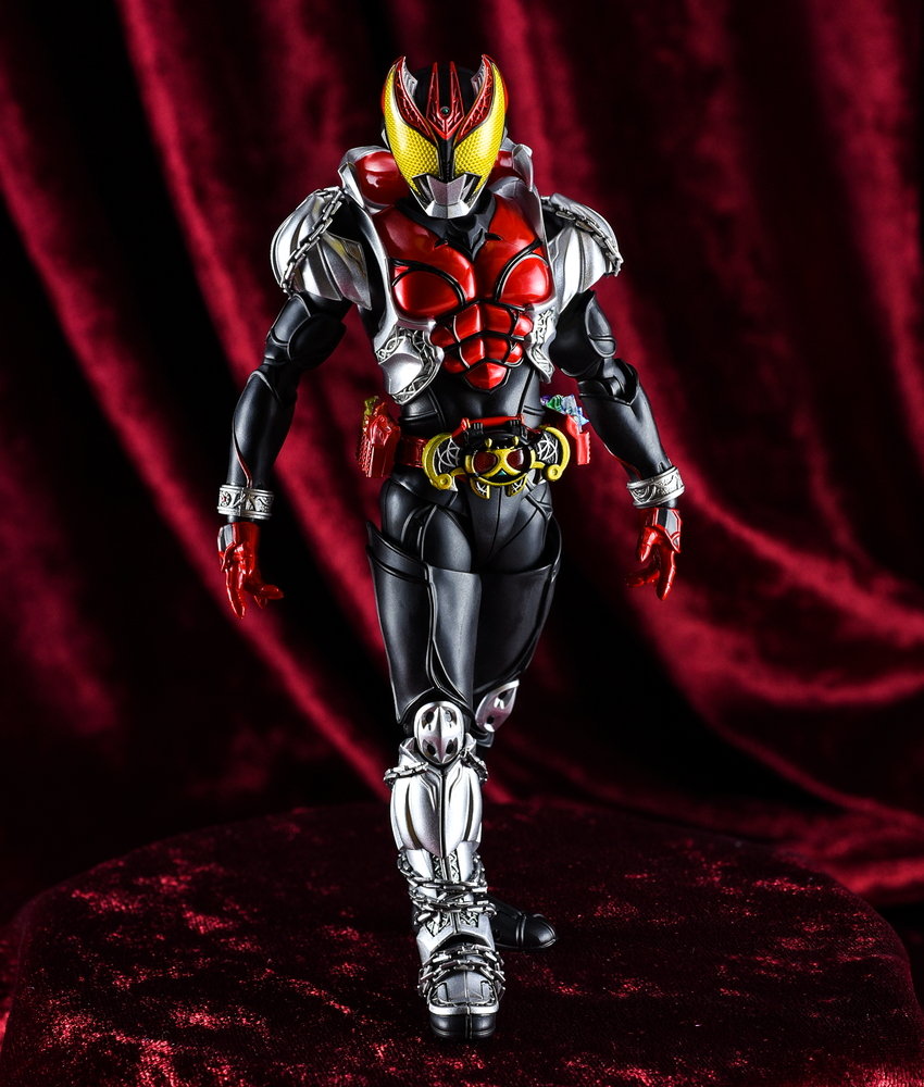 shフィギュアーツ真骨彫製法仮面ライダーキバ セット S.H.フィギュ