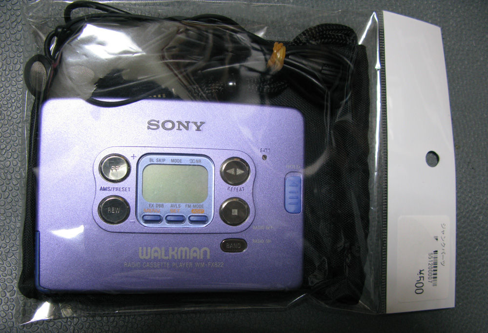 完全ジャンク品 レトロソニーカセットウォークマンWM-RX822本体のみ