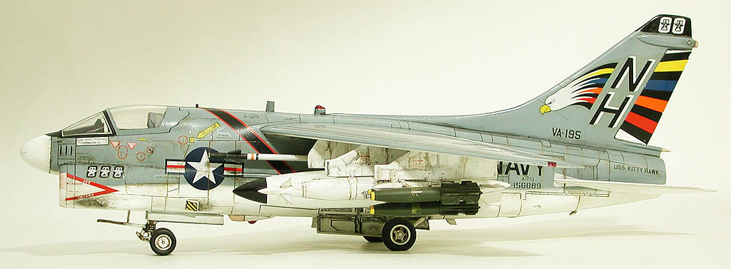 1/144 A-7E コルセアII アメリカ海軍 第82攻撃飛行隊 MARAUDERS