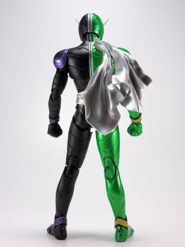 S.H.フィギュアーツ真骨彫製法 仮面ライダーW サイクロンジョーカー