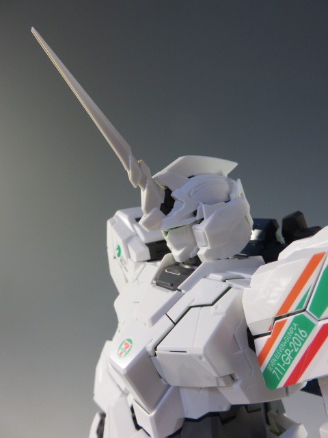 PG ユニコーンガンダム ルミナスクリア セブン-イレブンカラー