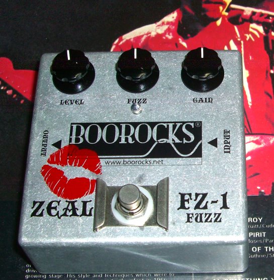 サイコーのファズかも知れないやつを手に入れたっス BOOROCKS ZEAL FZ