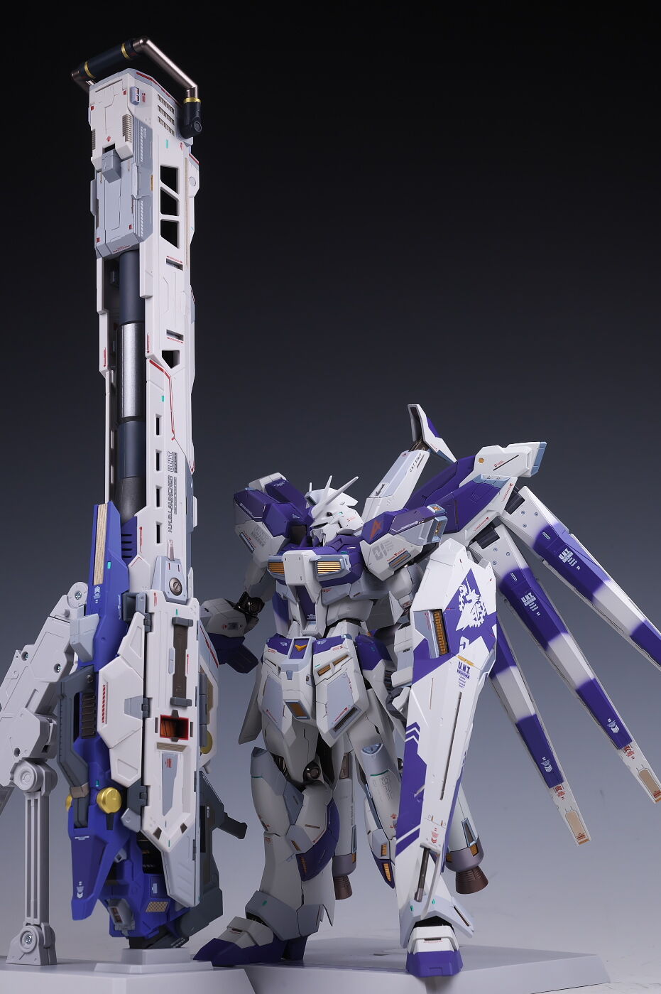 RG Hi-νガンダム+ハイパーメガバズーカランチャー セット METAL BUILD
