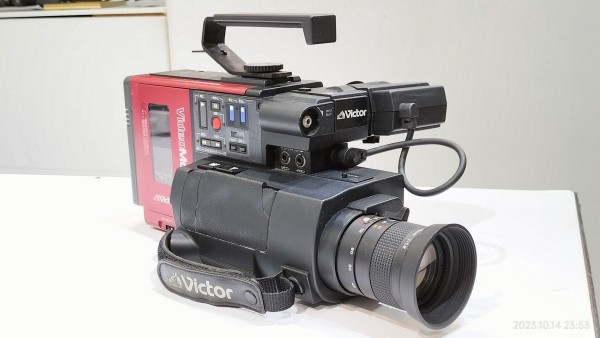 Victor・JVC GR-C1 ケース付 ビクター GR-C1/CB-P1 ケース付き Rare