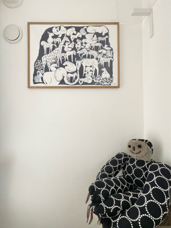 インテリア】ミナペルホネンのポスター「life puzzle」を壁に飾って