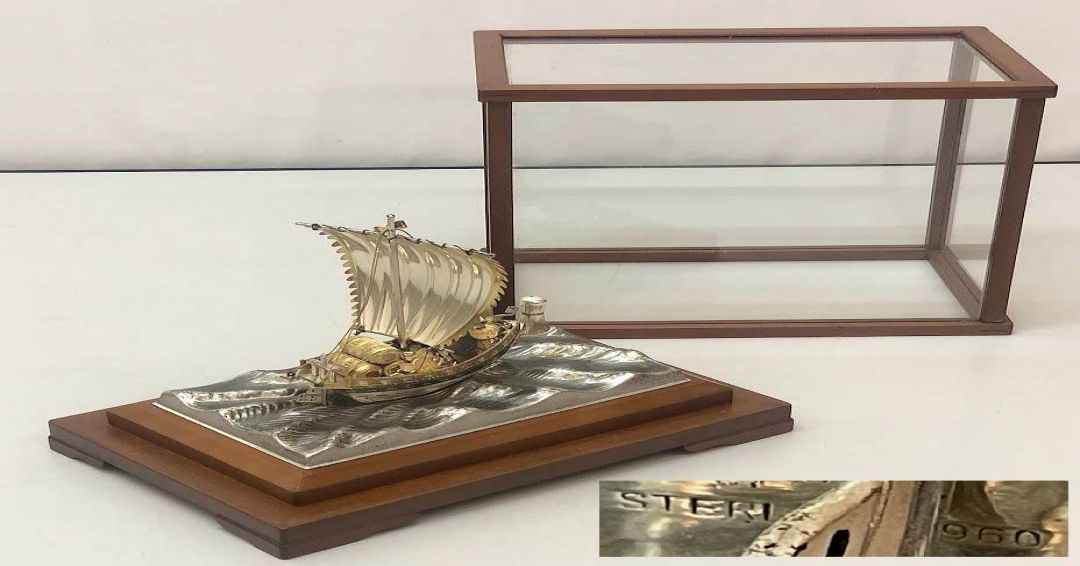 銀製 刻印 宝船 総重量 約2760g 置物 ガラスケース付 銀製 刻印 宝船