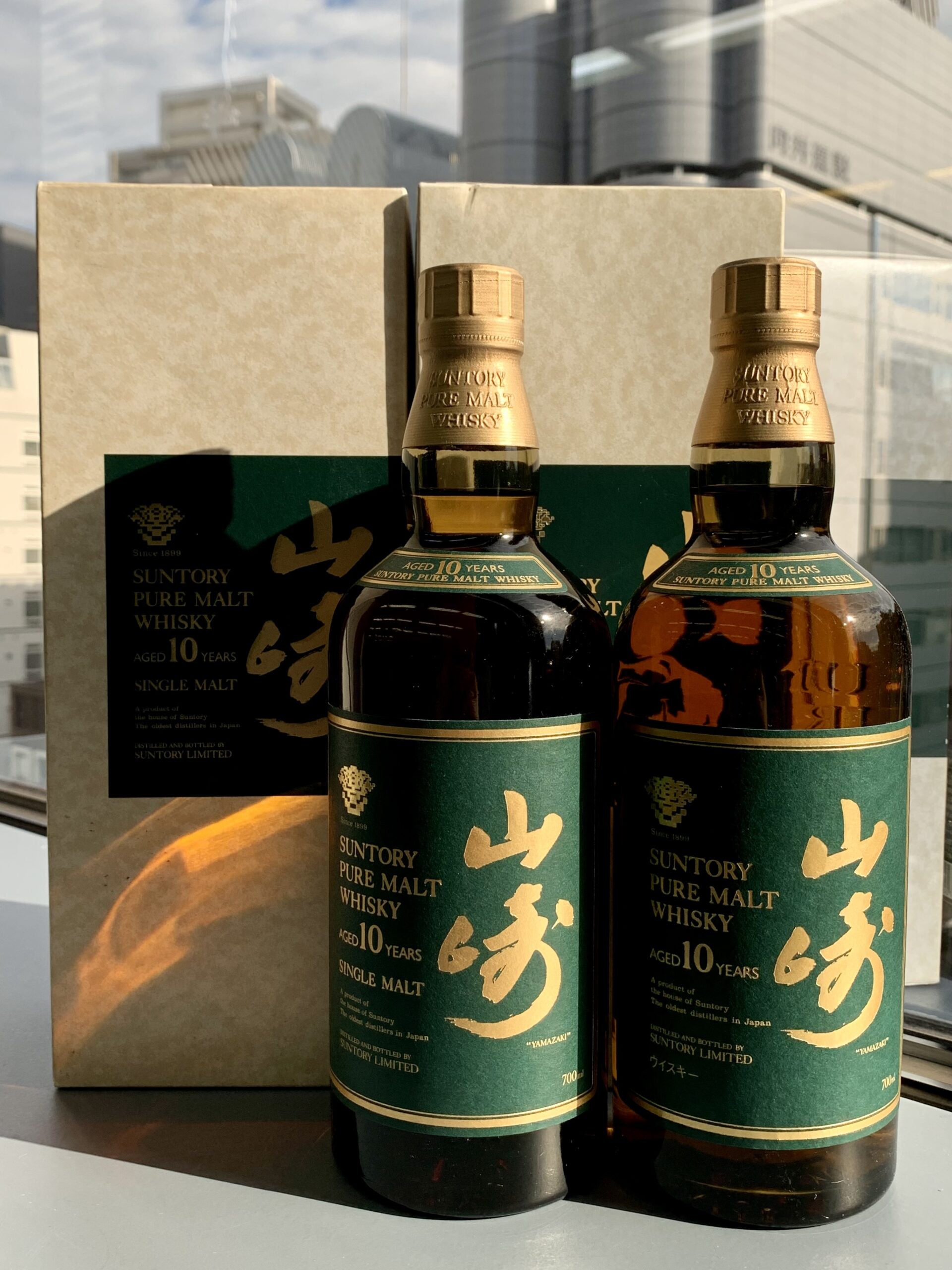 ○【未開封】サントリー 山崎 10年 ピュアモルトウイスキー 700 ml