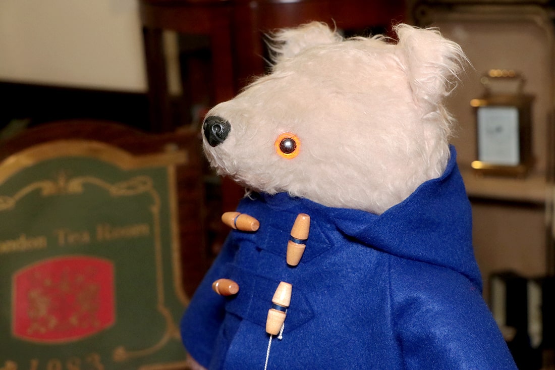 イギリスの人気者「くまのパディントン」、貴重なアンティーク