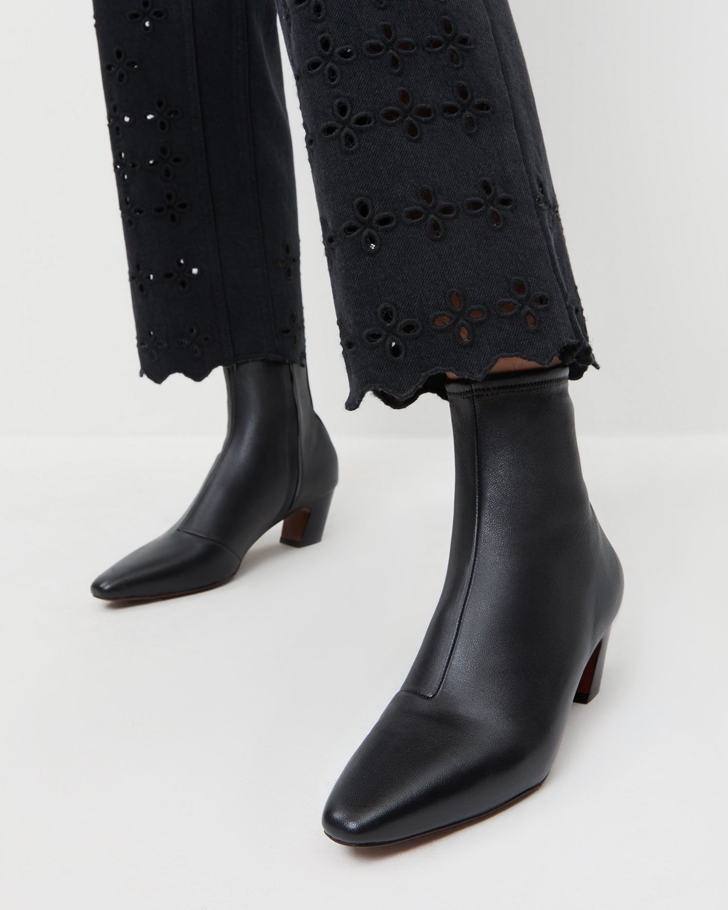 Doria Black Leather Ankle Boot | Ankle Boots | Footwear