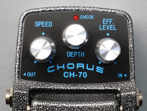 Tony Smith CH-70 Chorus Guitar Effects Pedal - W/ Box – LOFI Music