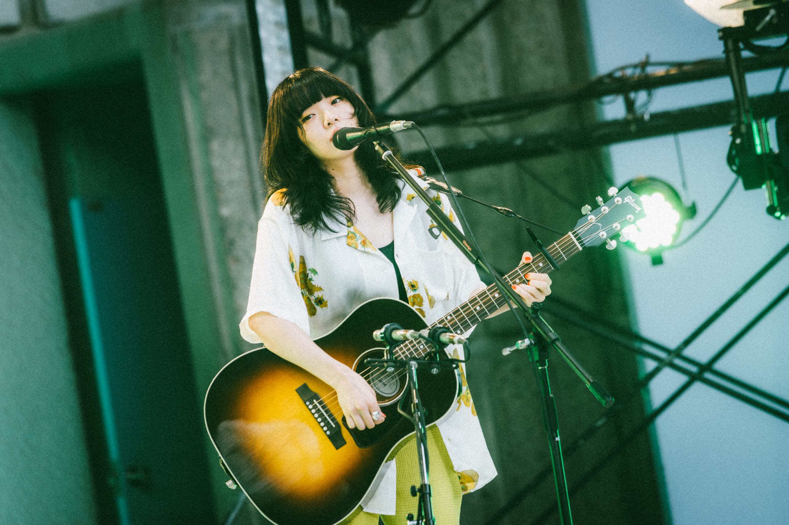 あいみょん 初の生配信ワンマンライブ「AIMYON 弾き語りTOUR 2020 ”風