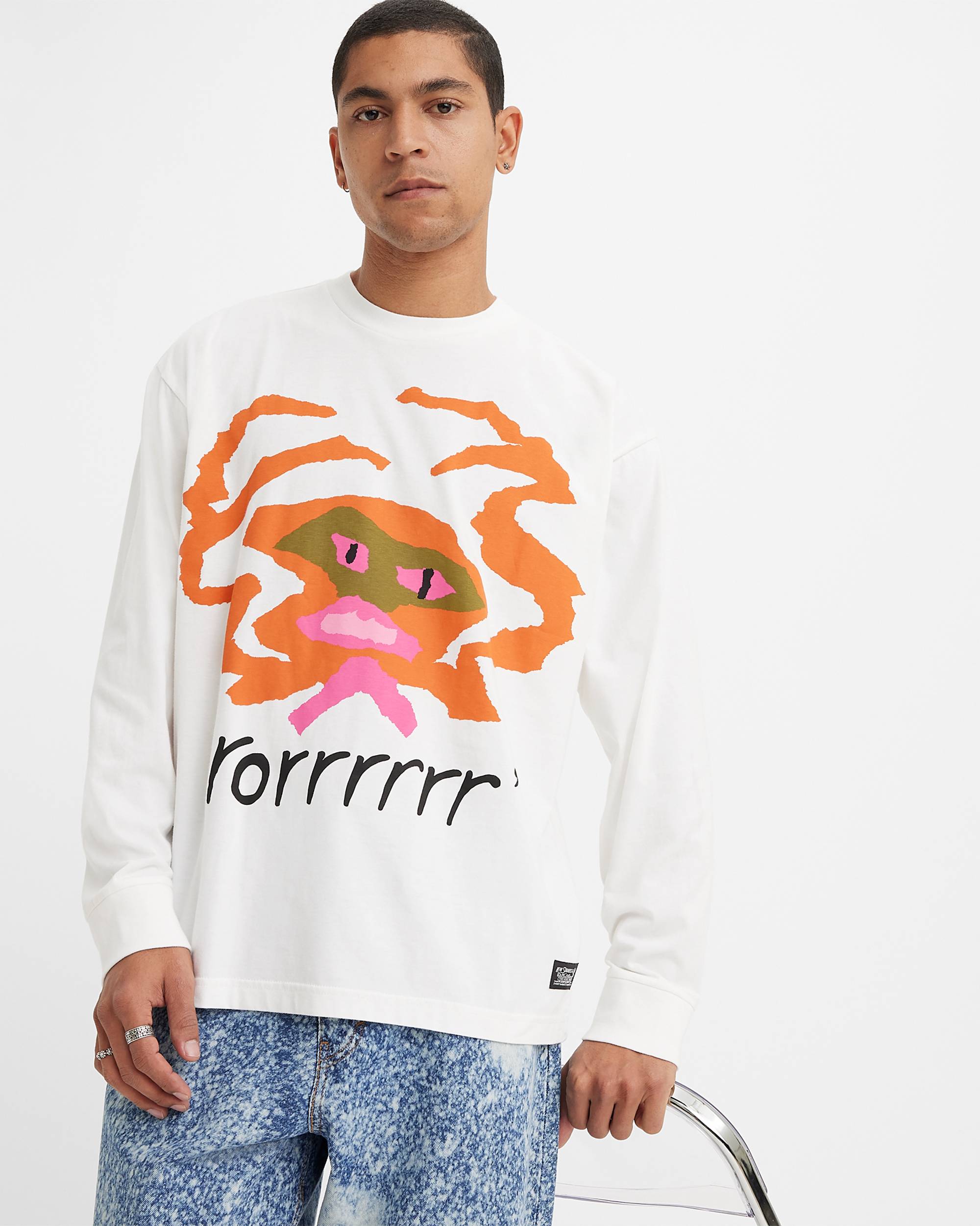 VAWS Graffiti Long Sleeve T-Shirt Tシャツ 商品詳細ページ | Vaundy