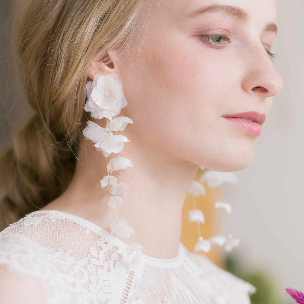 オルガブランカorgablanca ホワイト花モチーフアクセサリー 【公式通販】