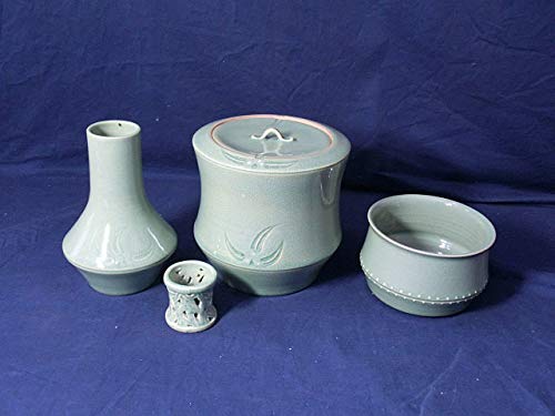S357 皆具 『韓国陶芸家』『青磁』『青珍陶芸』『梁命煥作』 共箱