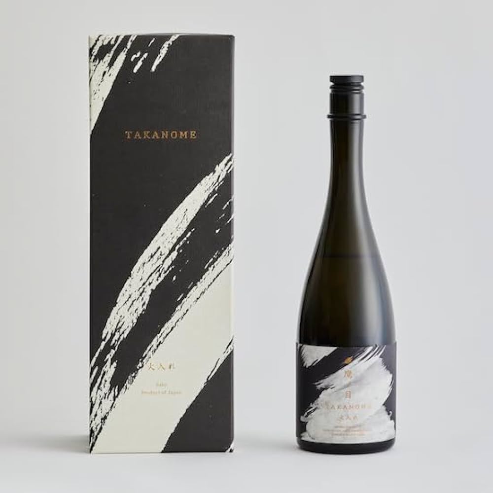 Amazon.co.jp: 日本酒「TAKANOME 鷹ノ目 火入れ」720ml 山口県 化粧箱