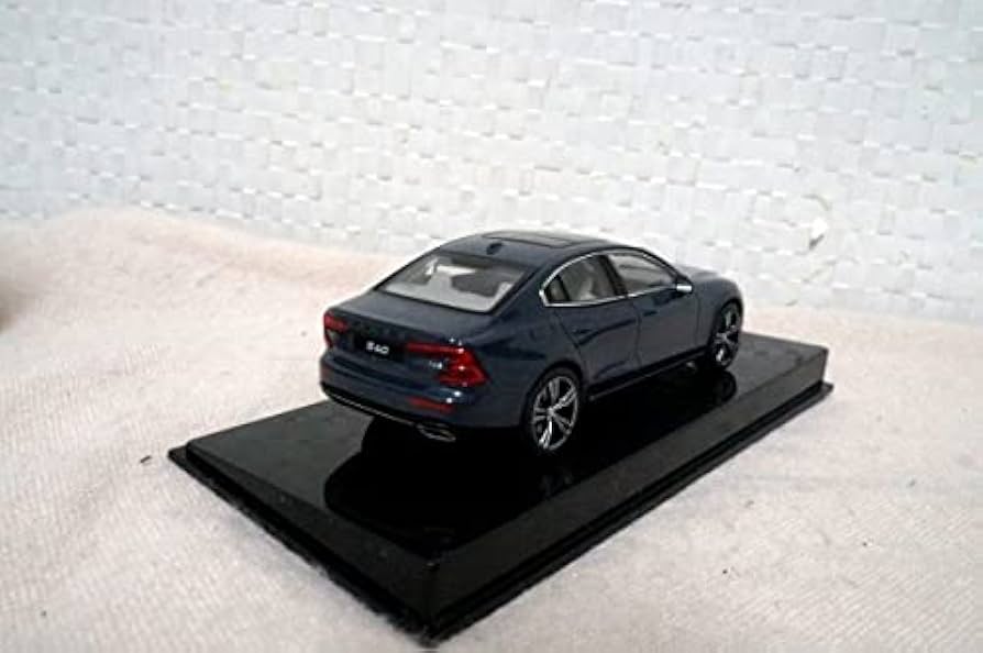 Amazon | ボルボ V60 1/43 ミニカー ノレブ VOLVO | ミニカー・ダイ