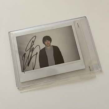 tripleS VV Kaede カエデ 直筆 サイン ポラロイド チェキ ポラ tripleS