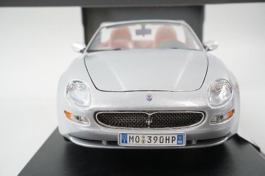 Amazon | Maisto マイスト 1/18 Maserati マセラティ スパイダー