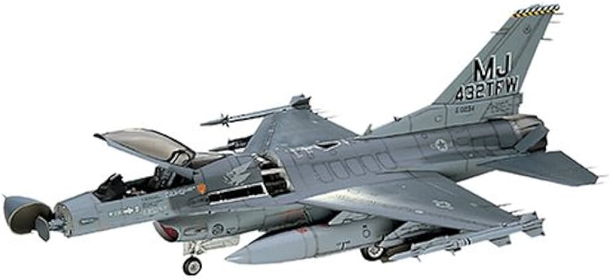 Amazon | ハセガワ 1/32 F-16A PLUS/C #S25 | プラモデル 通販