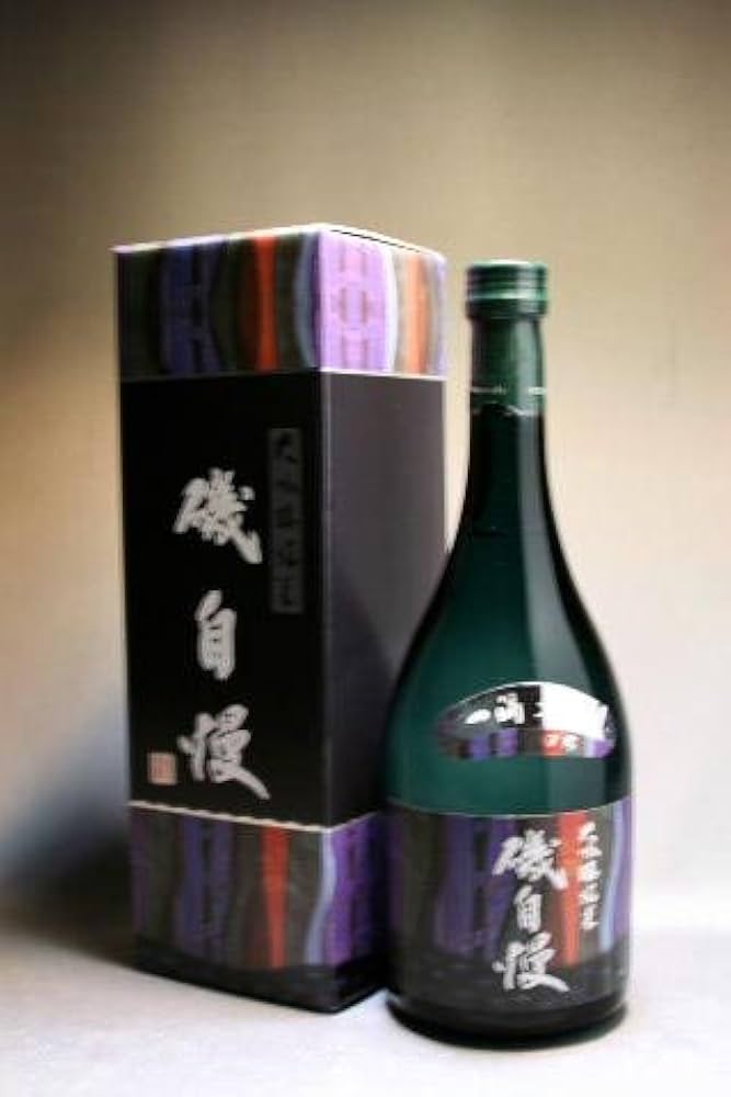 Amazon.co.jp: 磯自慢 純米大吟醸アートラベル（新エメラルド）720ml