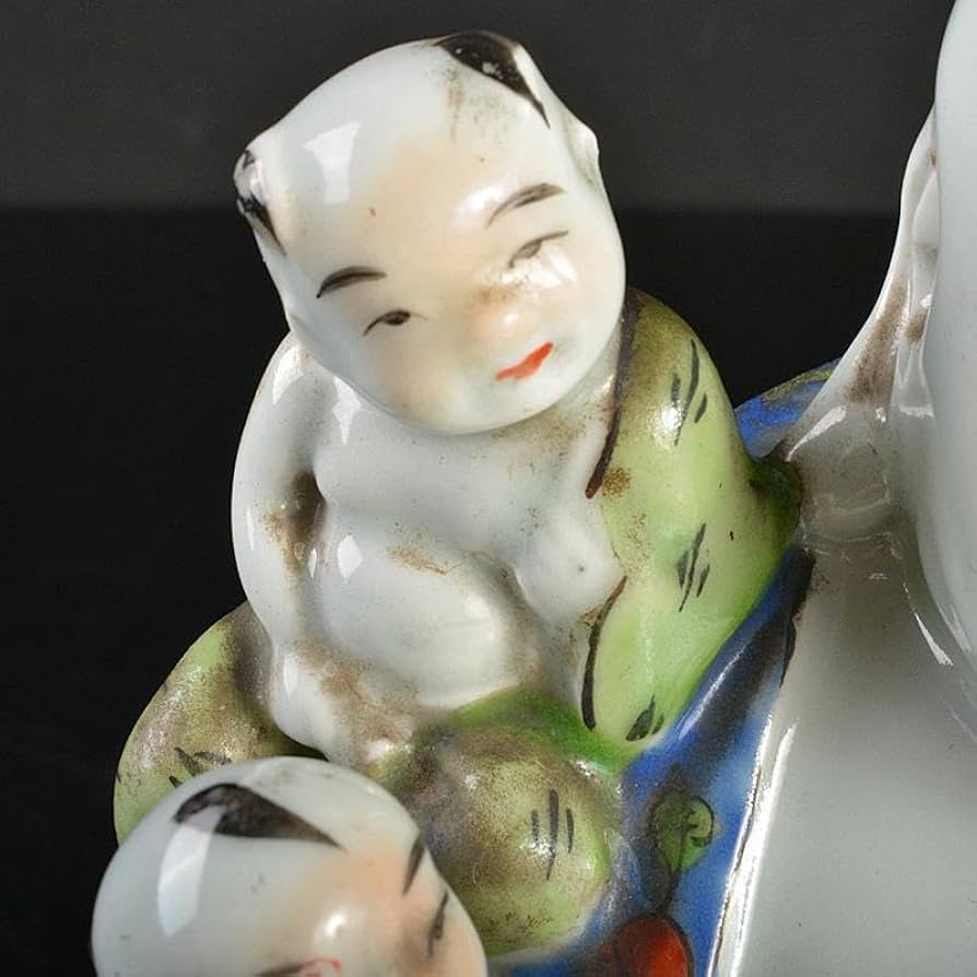 中国 景徳鎮 粉彩 布袋唐子像 置物 V R7372 中国 景徳鎮 粉彩 布袋唐子