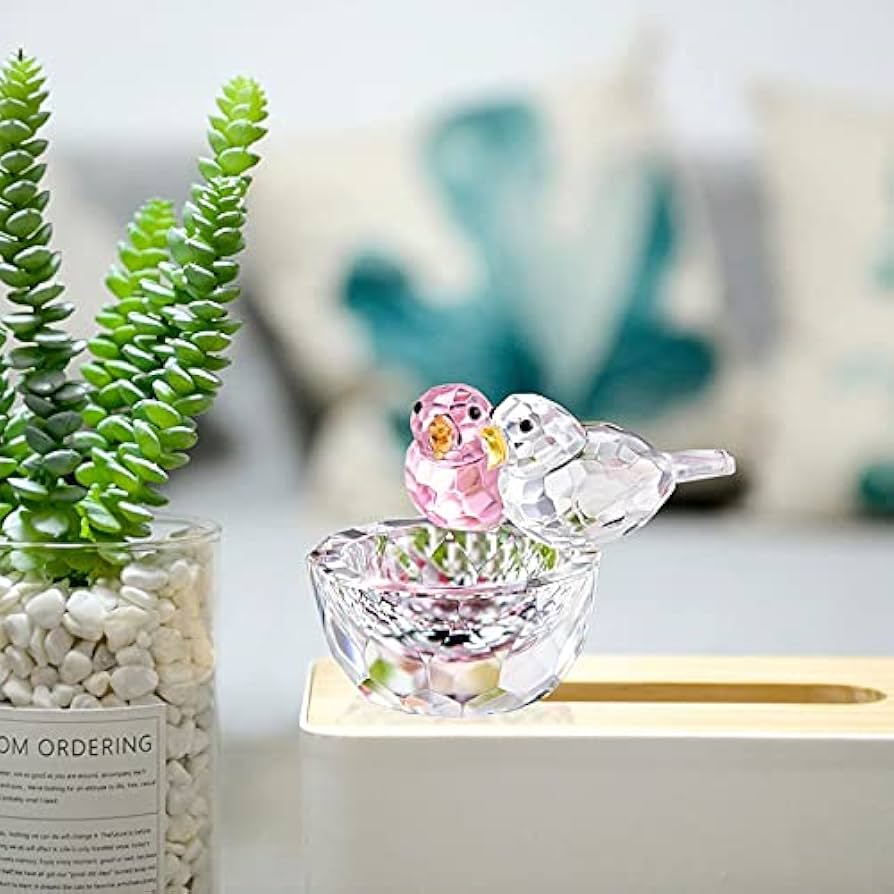 クリスタルガラスの鳥の置物 2羽の鳥がさえずってます。角度を変えて