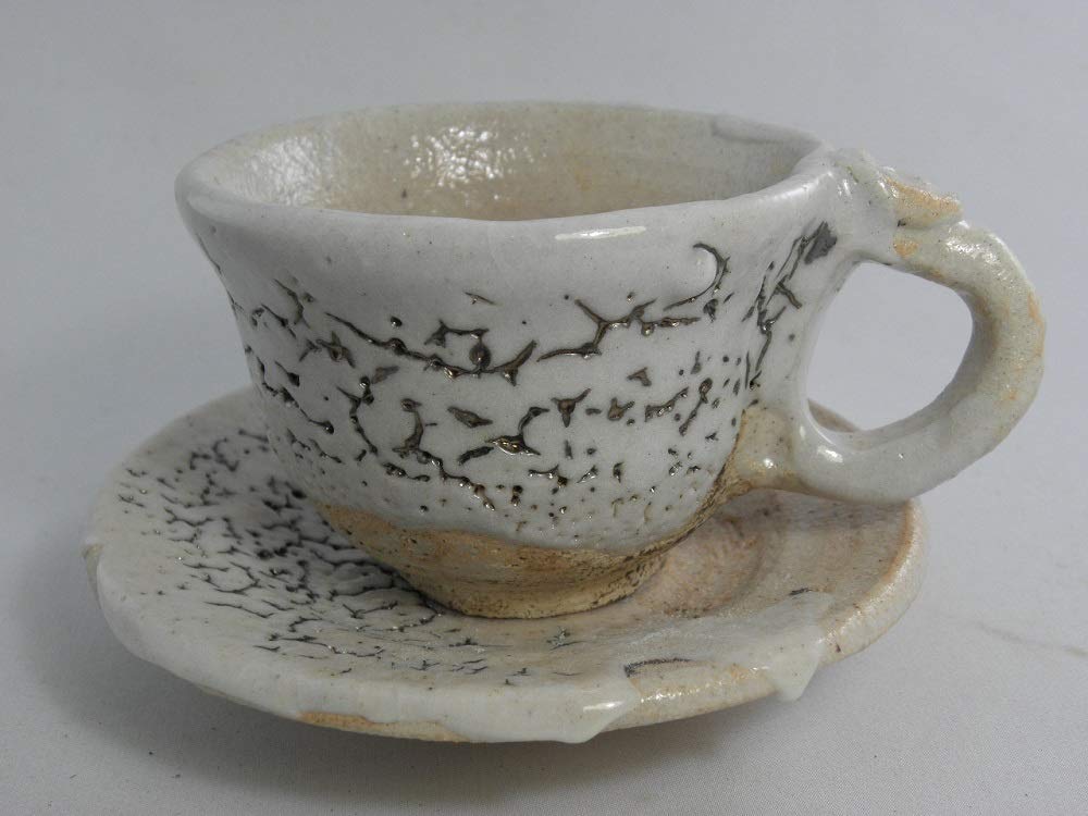 人気のうー特価』志野焼北山窯カップ&ソーサー5客