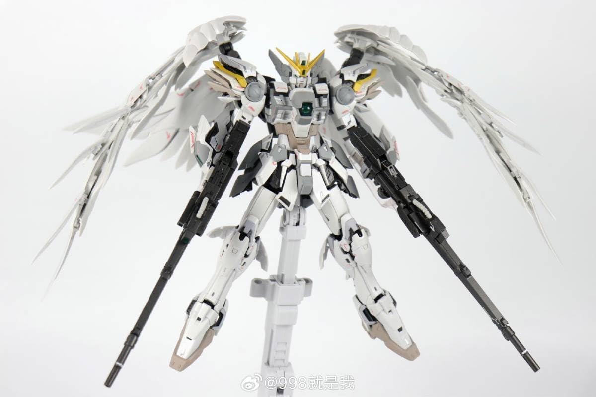 1/100 ウィングガンダム 海外製 通常版 スノーホワイトプレリュード