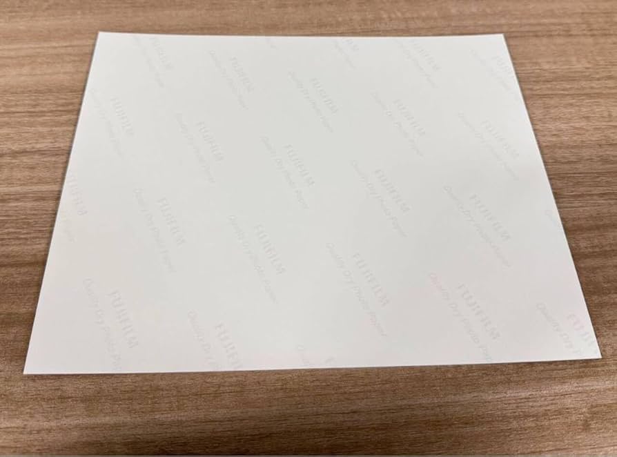 Amazon.co.jp: milet 直筆サイン入り写真 当選書付き : おもちゃ