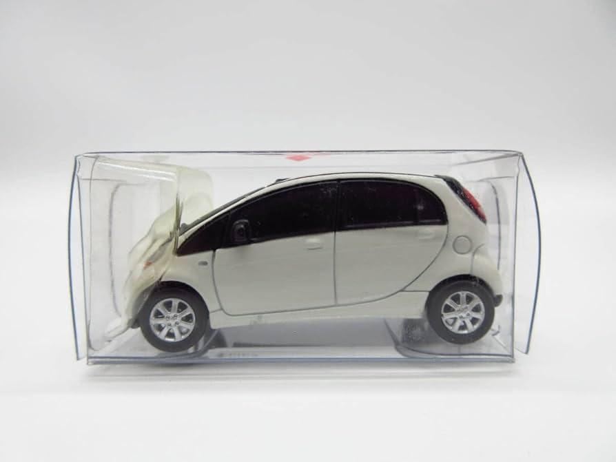 Amazon.co.jp: 1/64 三菱 アイ i ディーラー特注 非売品 ミニカー