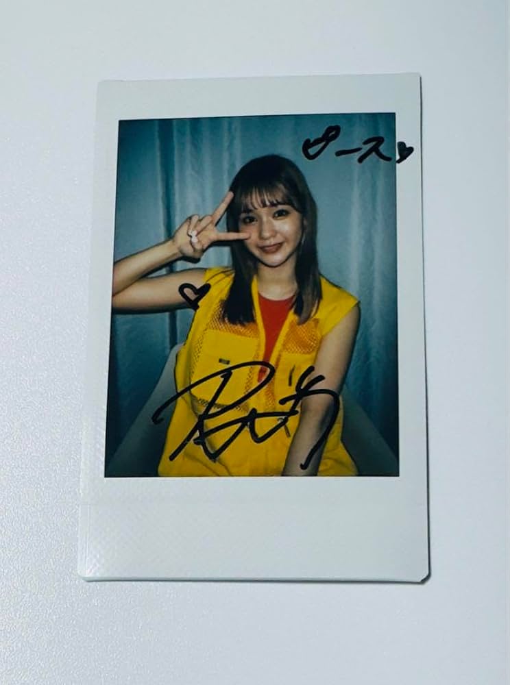 最終値下げ】ME:I 石井蘭 直筆サイン入りチェキ Amazon.co.jp: ME I