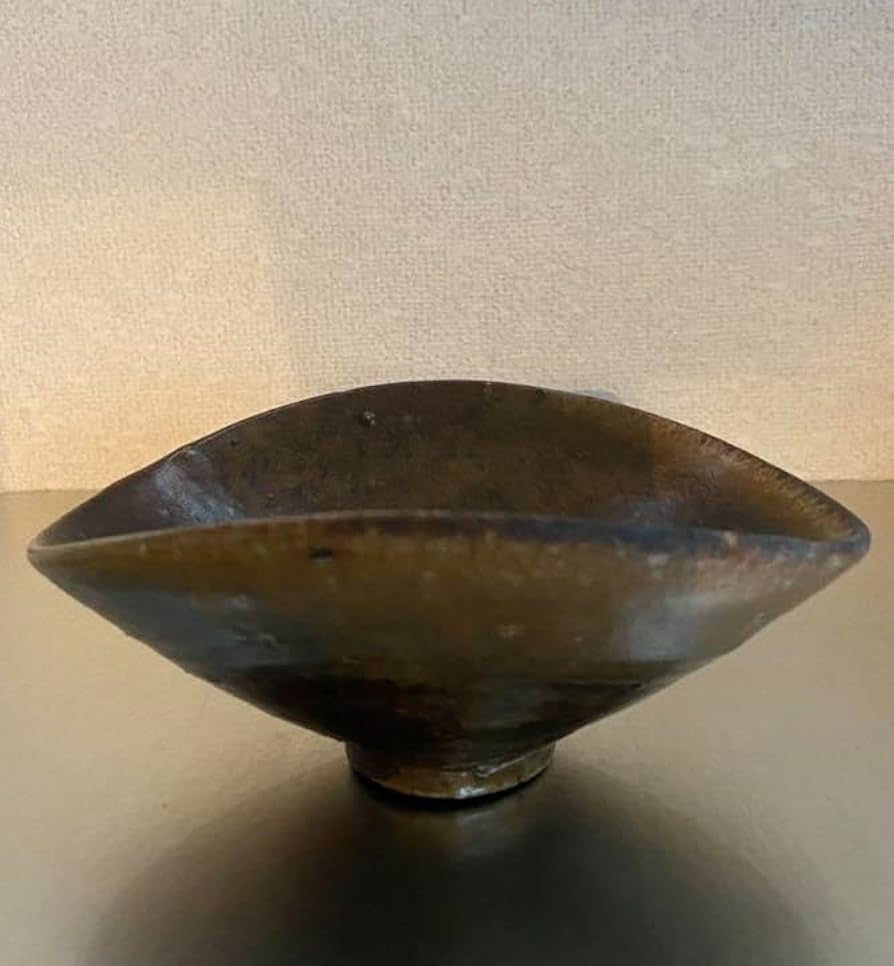 茶碗無地刷毛目碗杉本立夫号は泥牛京都大吉主人抹茶碗桐箱入