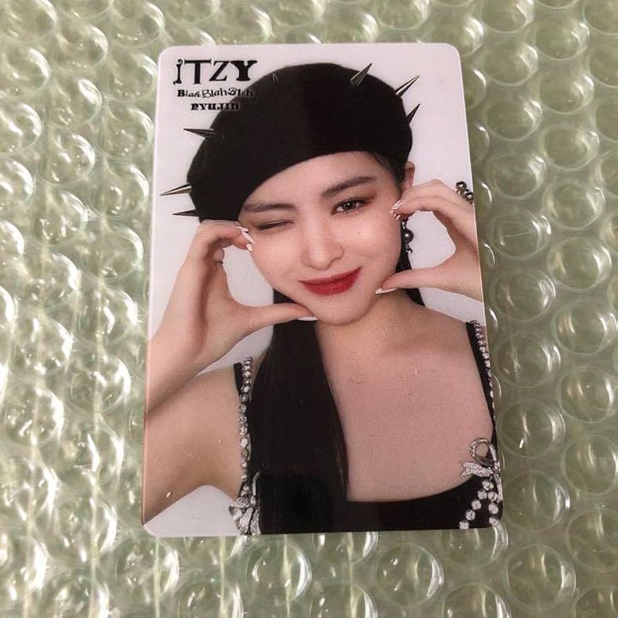 itzy blahblahblah リュジン 直筆サイン入りチェキ K-POP・J-POP館