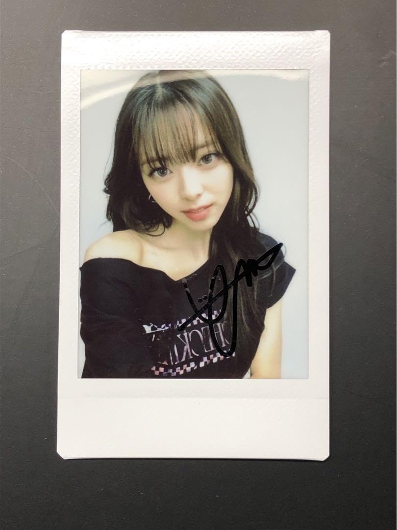 ILLIT NOT CUTE ANYMORE ユナ 直筆サイン入りチェキ NEWS | ILLIT